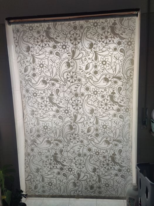 Estore de janela - largura 1.24m