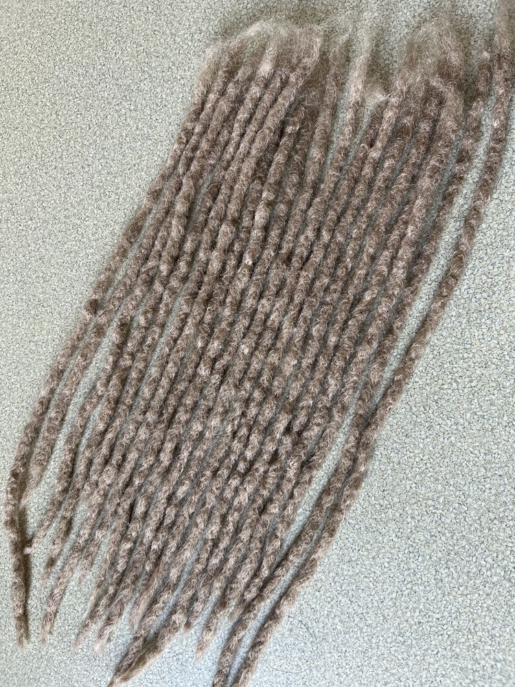 Dredy dreads syntetyczne recznie szydelkowane 30-50 cm 20 szt blond