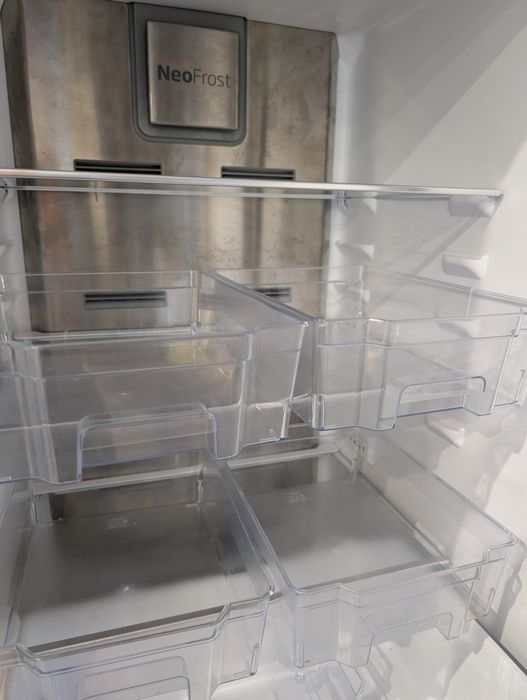 Pojemniki od lodówki BEKO