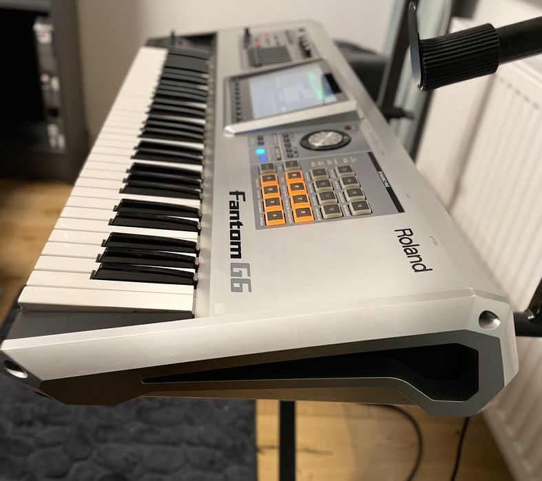 Roland fantom g6
