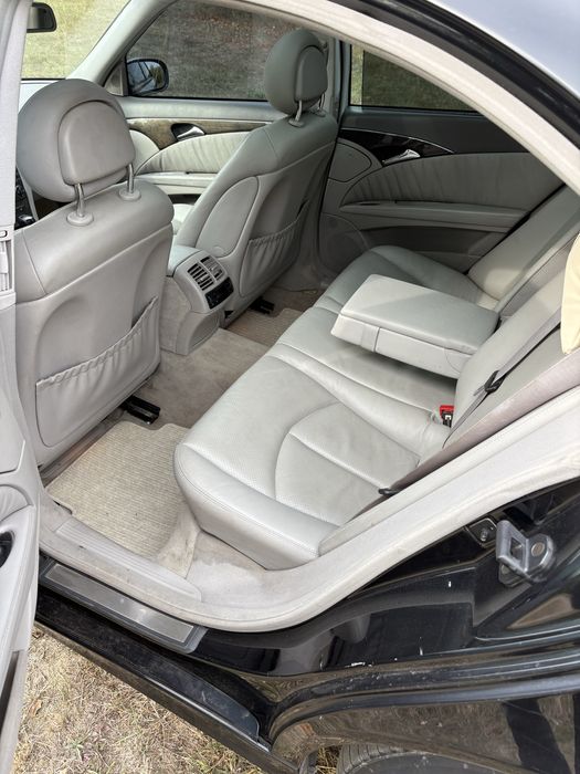 Продам Mercedes-Benz W211