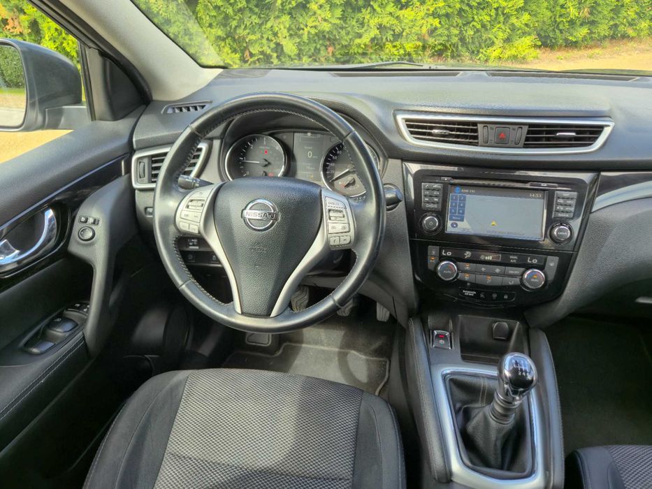 Nissan Qashqai 1.5 dCi 110KM / 2017 / NAVI/ LED/ Kamery 360 / Panorama