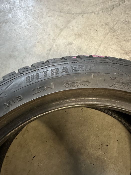 2x zimowe 195/50R16 Goodyear UltraGrip Performance cena za parę 7mm
