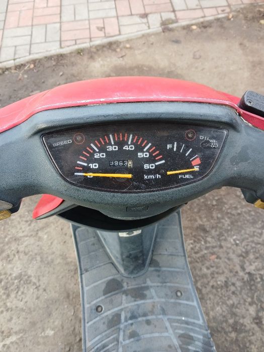 Продам Хонда дио 28