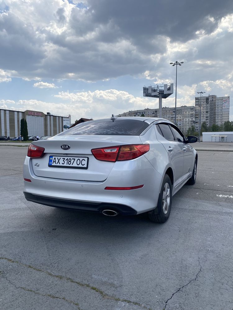 Продам kia k5 (optima)