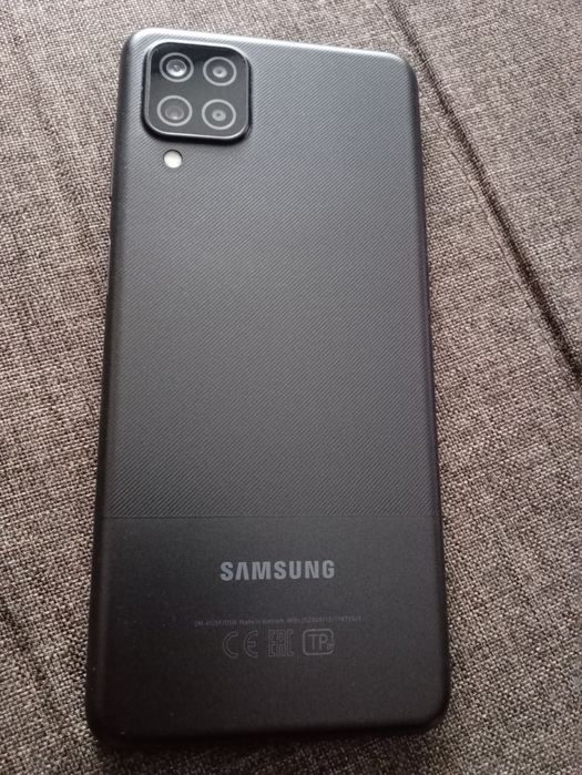 Продам Samsung A12 3/32