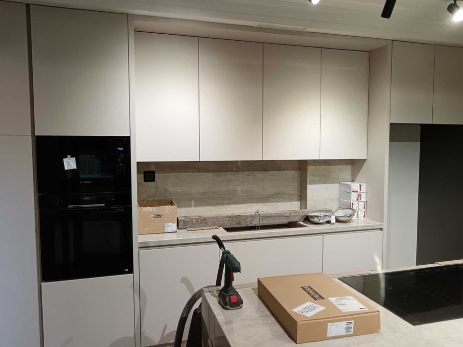 Remodelações gerais/pintura/Pladur/chão flutuante e vinílico
