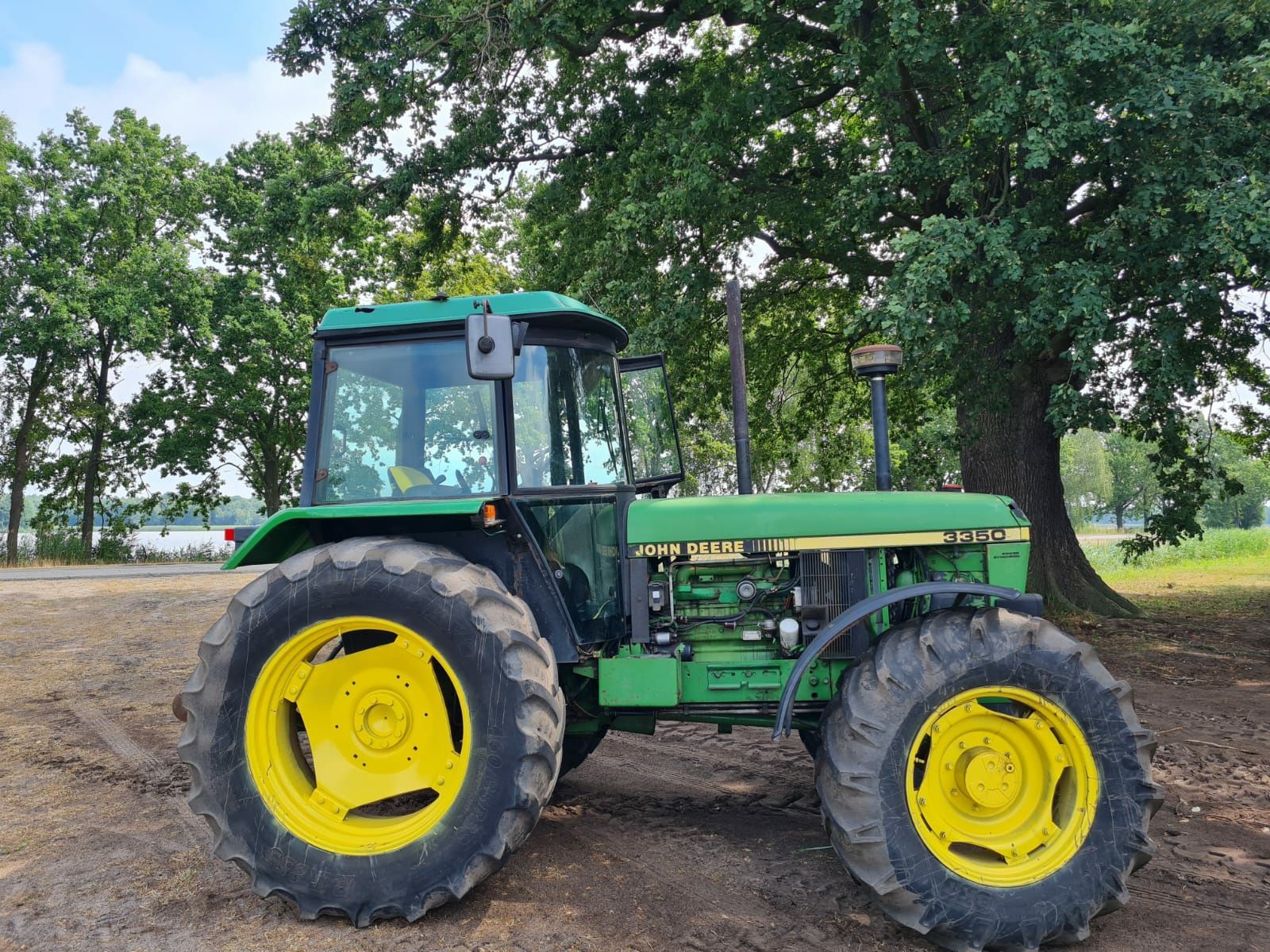 John Deere 3350 traktor ciągnik