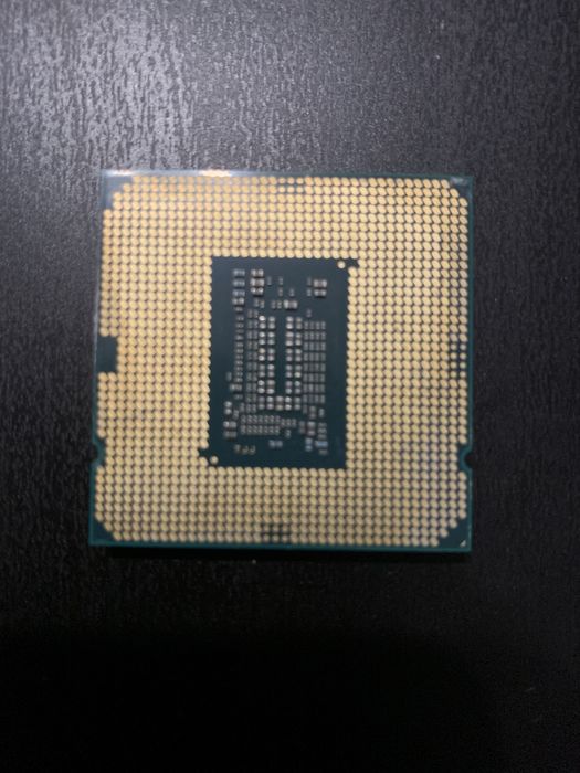 Radeon RX 470 4GB+procesor  i3 10100F