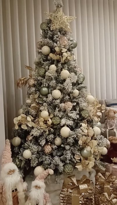 Arvore de Natal com 2,10