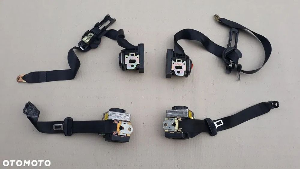 Pasy Bezpieczeństwa Passat B5 4motion FL Lift Komplet Europa