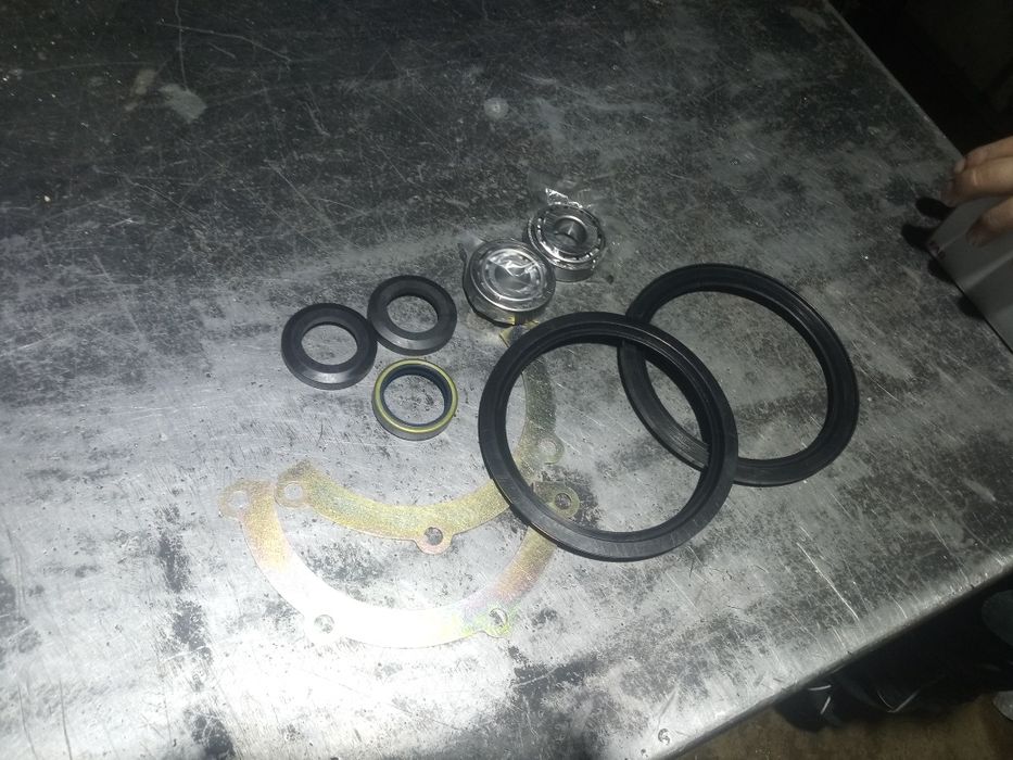 Uszczelniacze kuli łożyska uszczelniacz zestaw Nissan patrol gr Y60