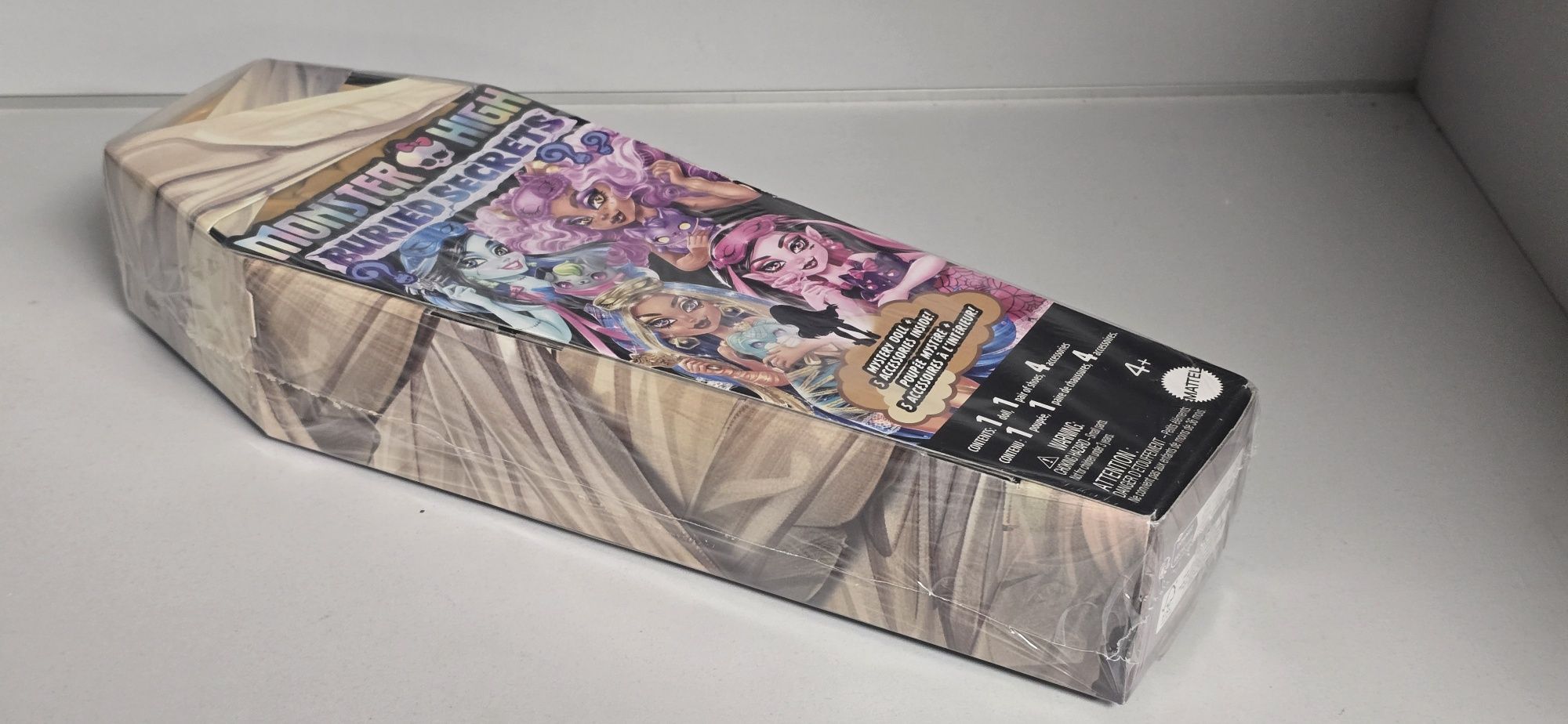 Monster High Mattel tajemnicza lalka i akcesoria  HYV64