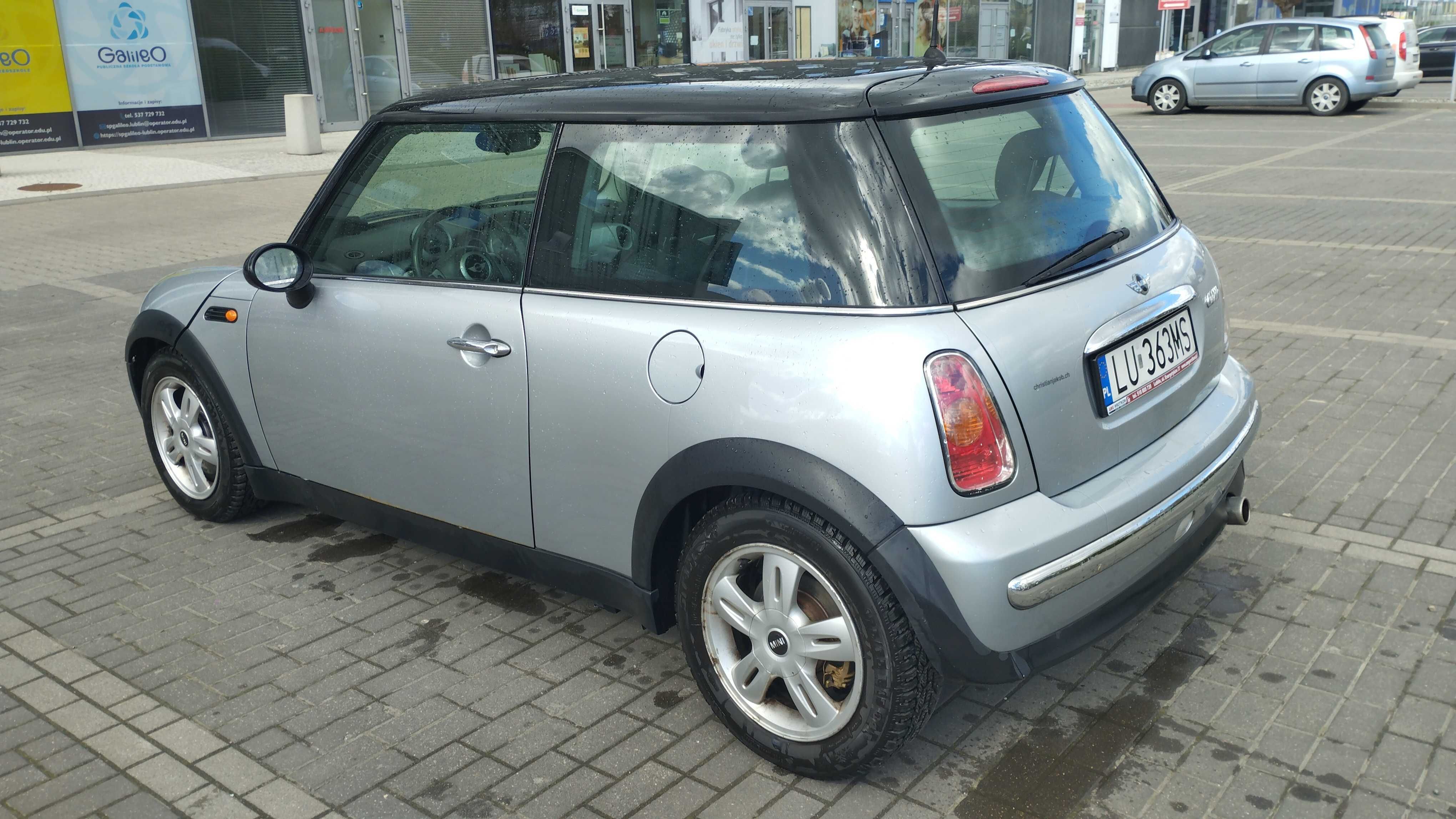 Mini Cooper 1.6 120 KM