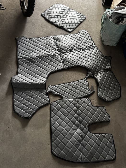 Dywaniki pikowane  Iveco S-Way 460