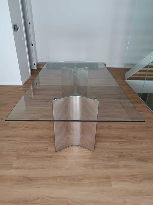 Mesa de Jantar Gaudi Laskasas + Cadeiras Peter Laskasas Como novo