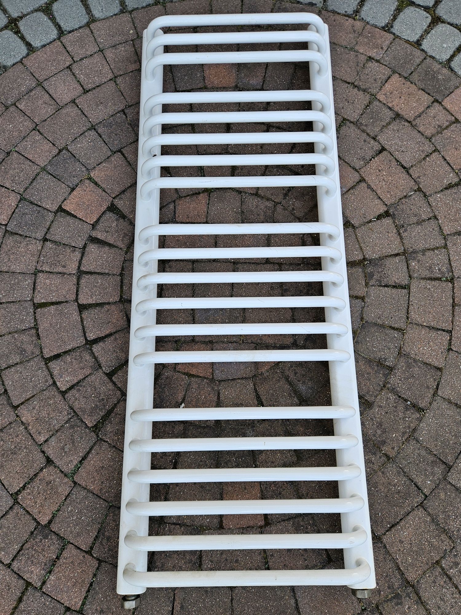 Sprzedam grzejnik łazienkowy, drabinkowy
