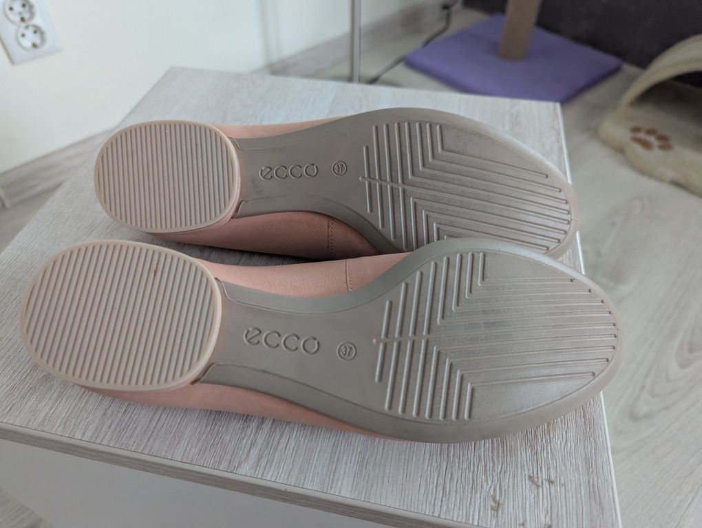 Балетки кожанные Ecco