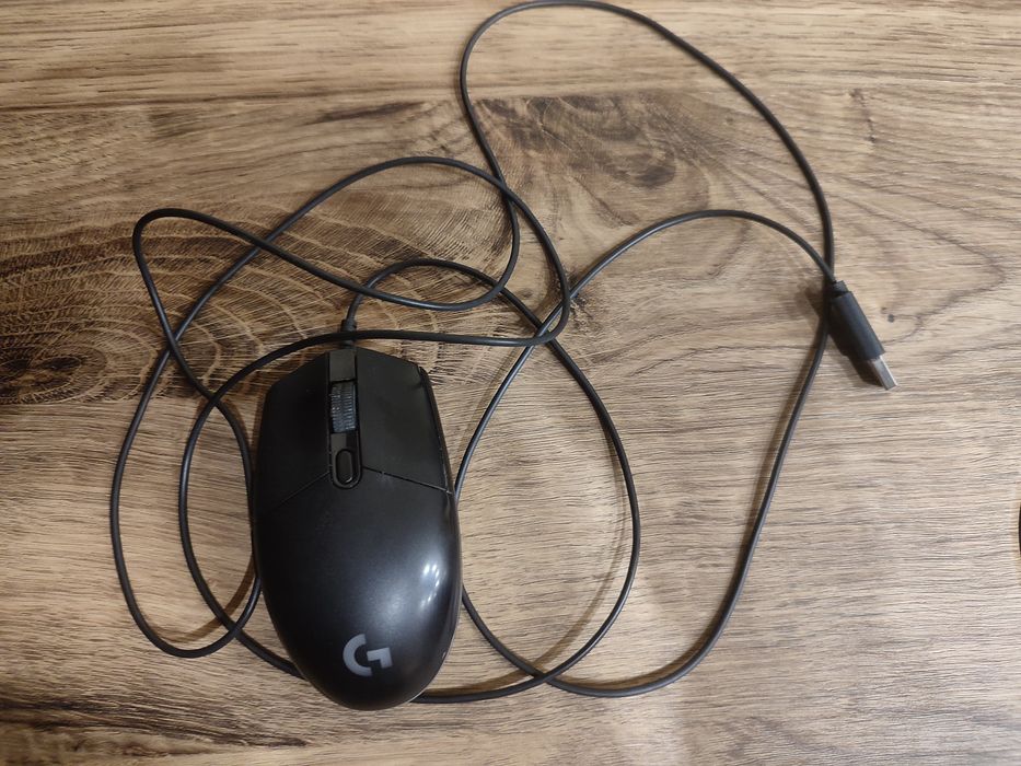 Миша дротова ігрова Logitech G102