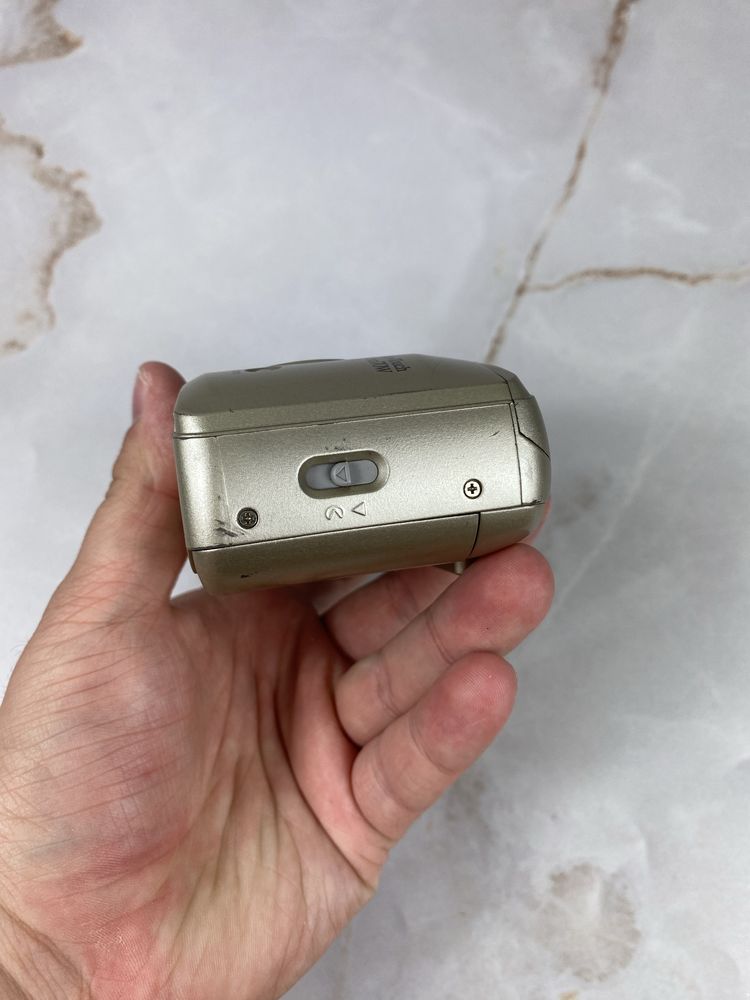 Aparat analogowy na klisze Nikon lite touch zoom 70w