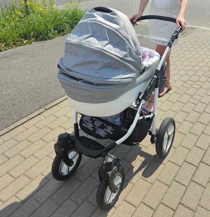 Sprzedam wózek Mikado 3w1
