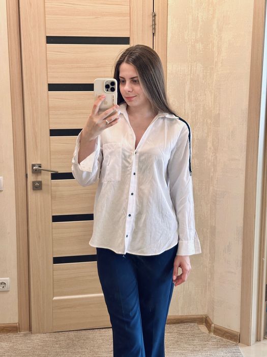 Жіноча рубашка біла zara