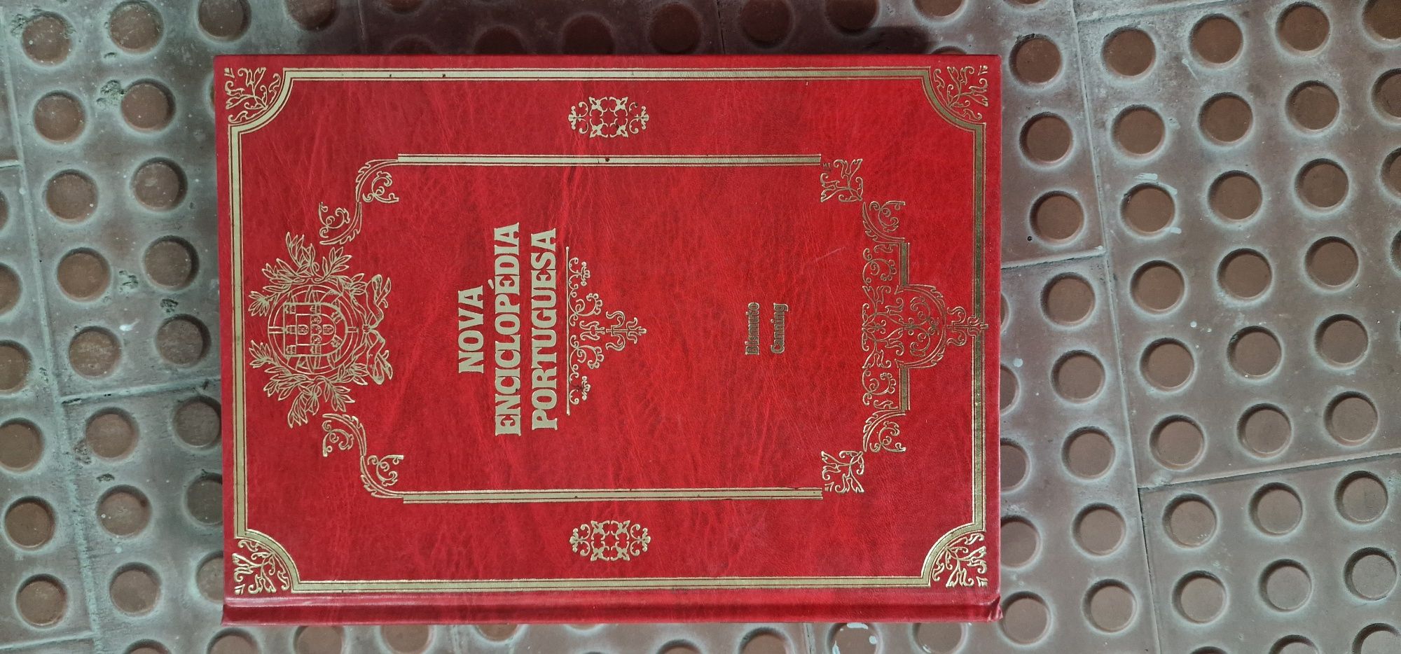 Nova enciclopédia portuguesa