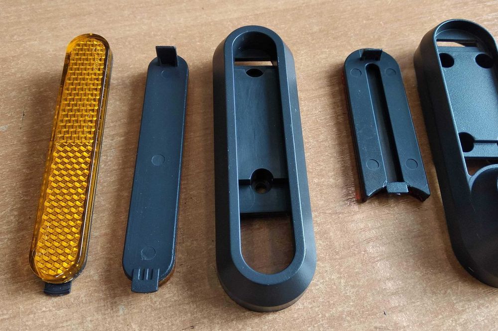 Новые! Боковые накладки задние катафоты 4шт Xiaomi M365\1S\PRO