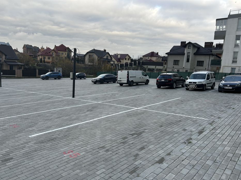 Оренда паркомісця с.Малехів