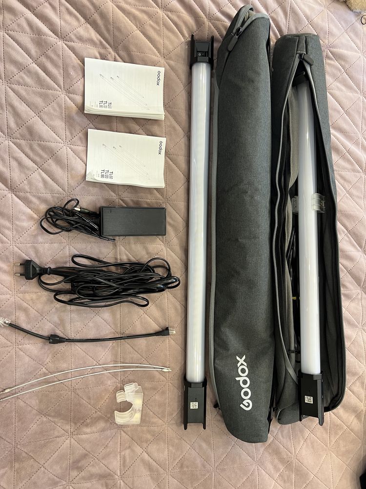 Godox відеосвітло трубка TL60 LED RGB 18W