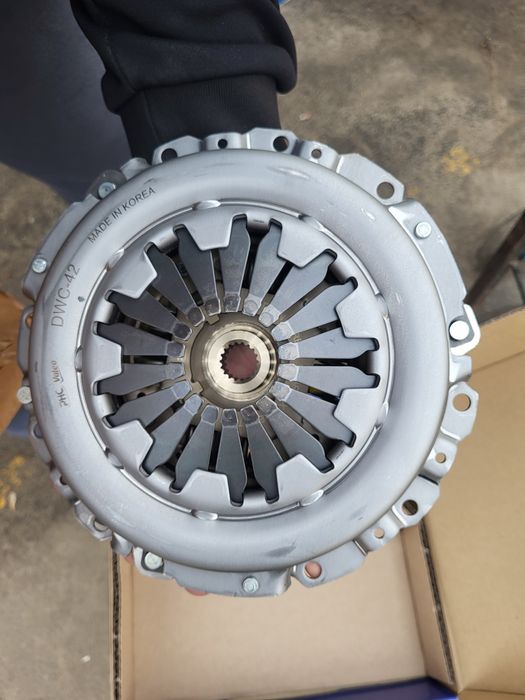 Ремонт автомобілей машин