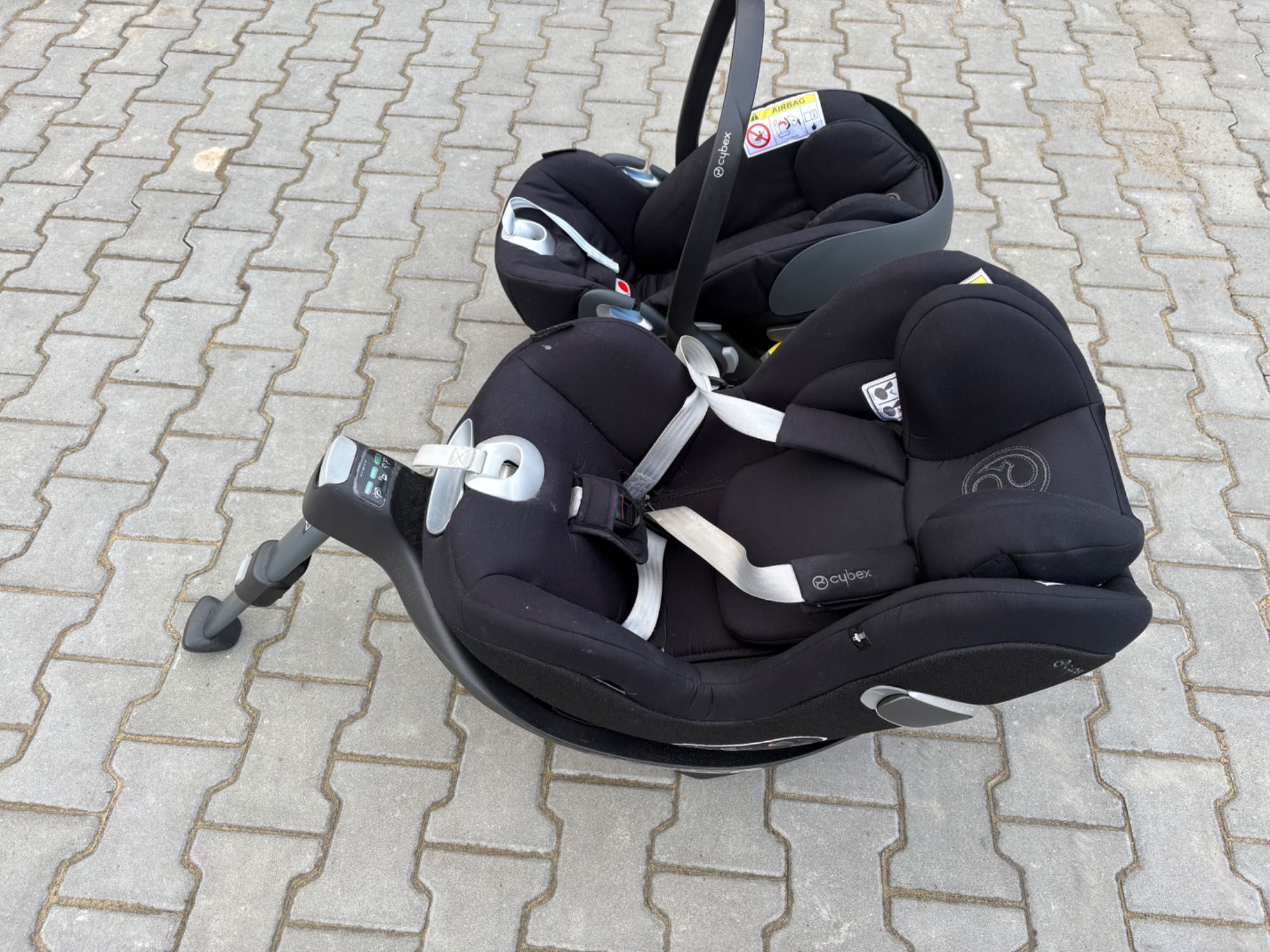 Fotelik cybex platinum cloud Z2 i-size bazą obrotową