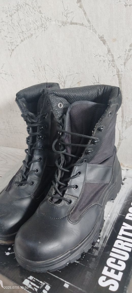 Buty taktyczne Mil Tec Secutity Boots 43