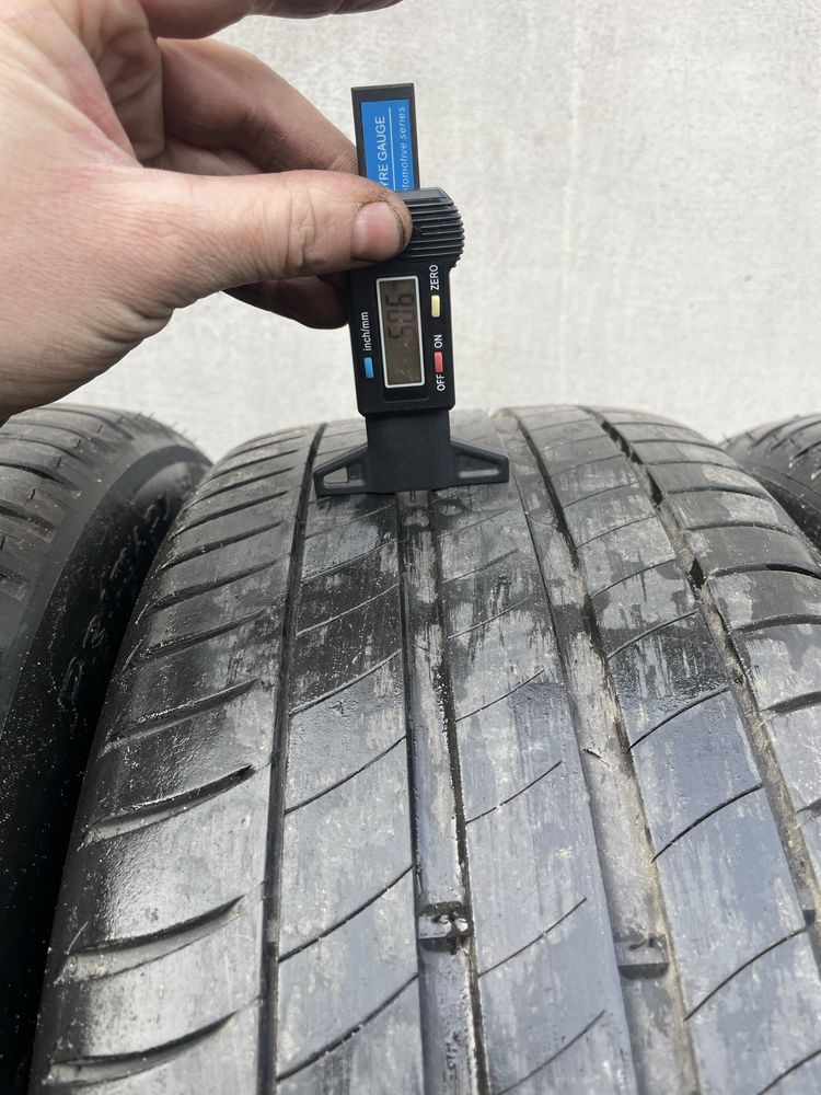 Шини Резина Гума Р17 225/45R-17 MICHELIN