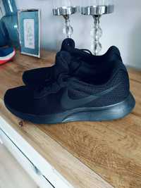 Buty Nike tanjun 47,5 czarne