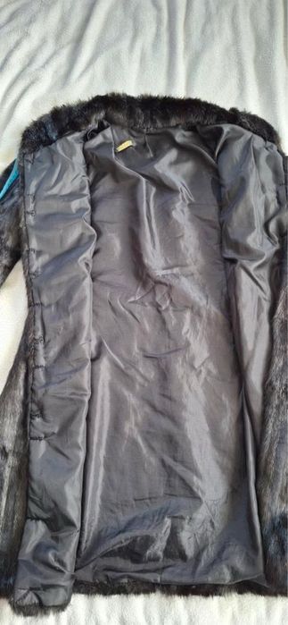 Шубка жіноча, з штучного хутра