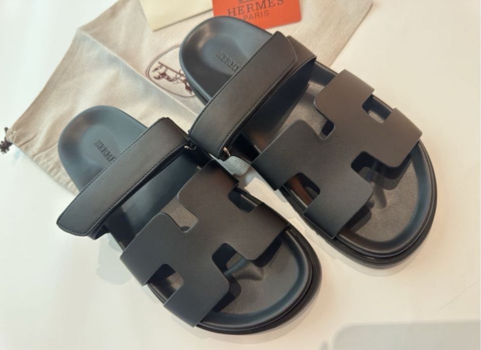 Klapki Hermes Chypre - Czarne (26cm)