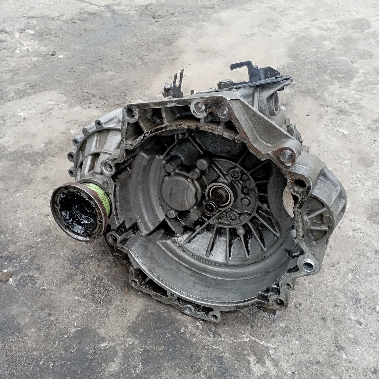 КПП коробка передач 1.4-1.6  Seat, VW Golf 4 Octavia tour Audi A3
