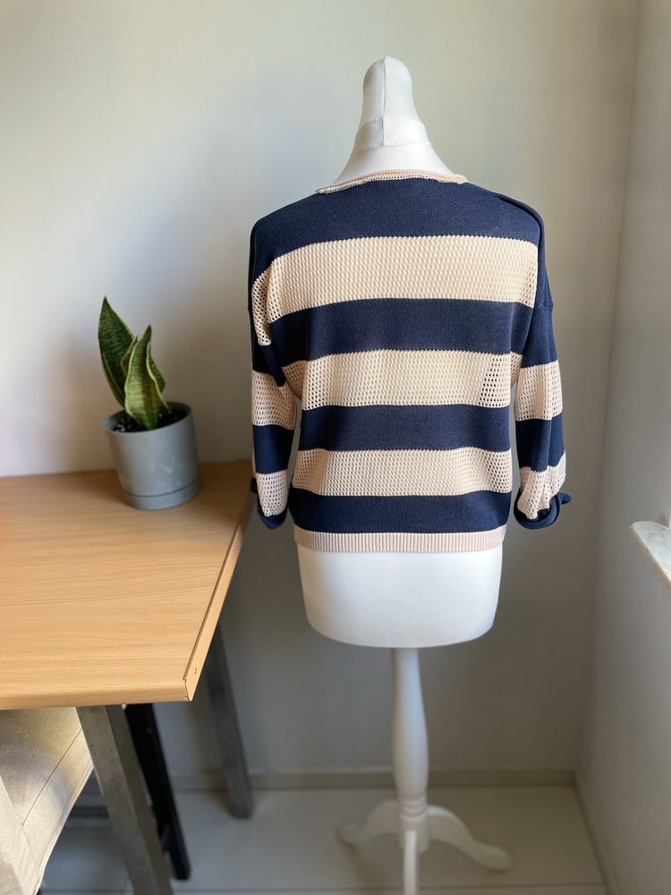 Sweterek oversize w paski