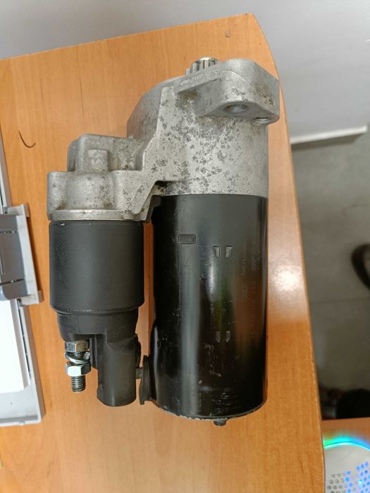 Rozrusznik Audi Q7 VW Touareg 3.0 TDI 2006 - 2010