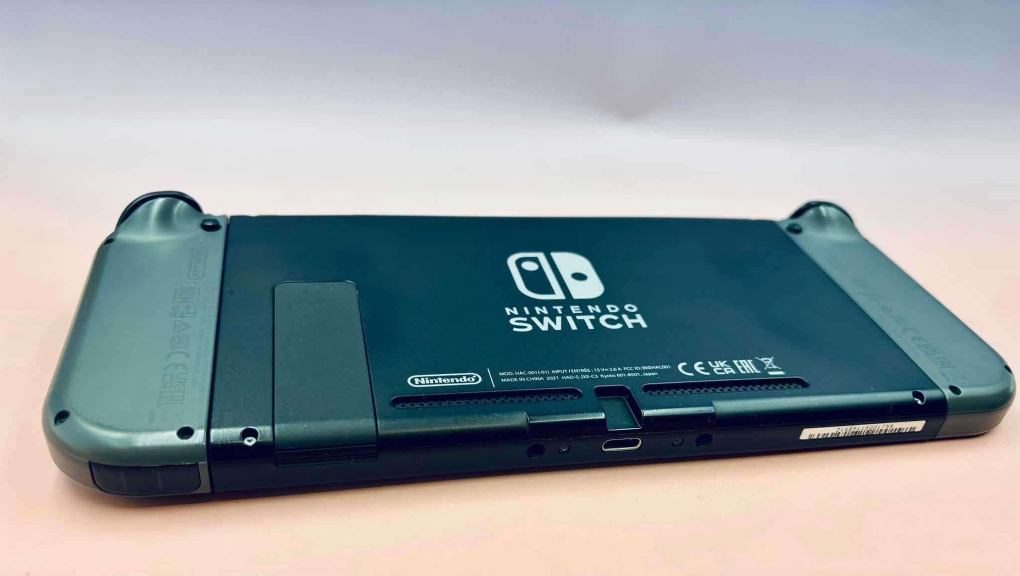 Nintendo Switch - model HAC-001(-01) / Komplet!