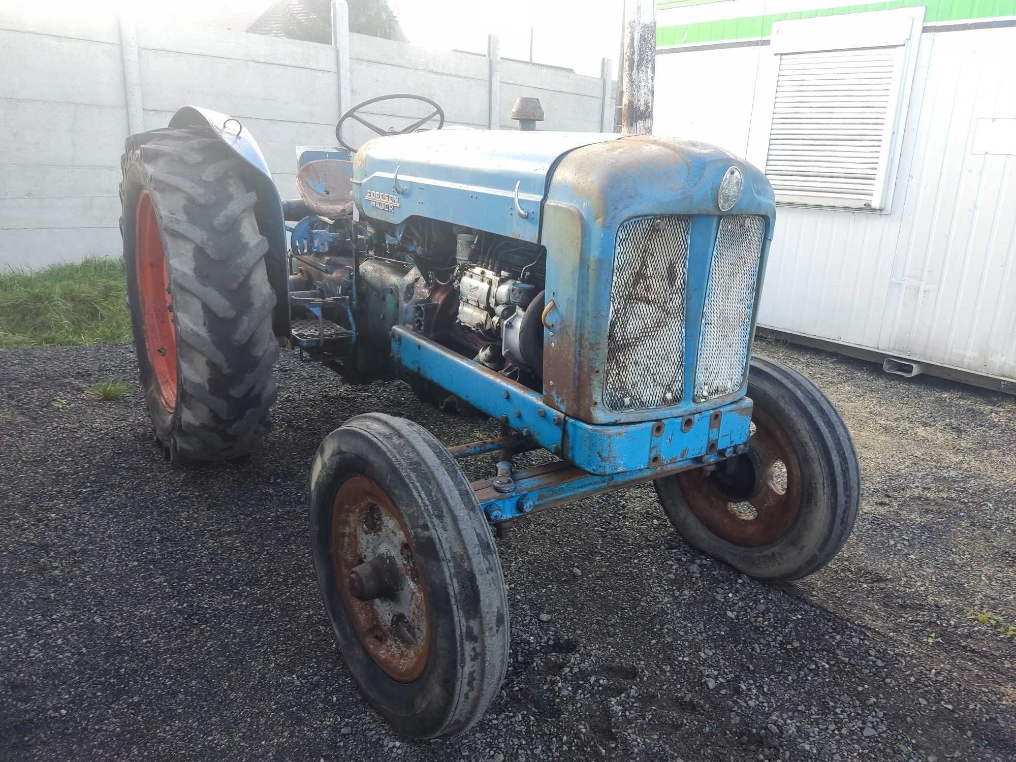 traktor zabytek fordson major 1976  sprawny do zarejestrowania