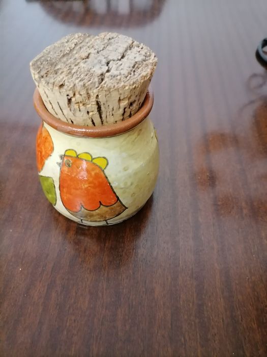 Pote pintado à mao do pintor Carmo Saúde