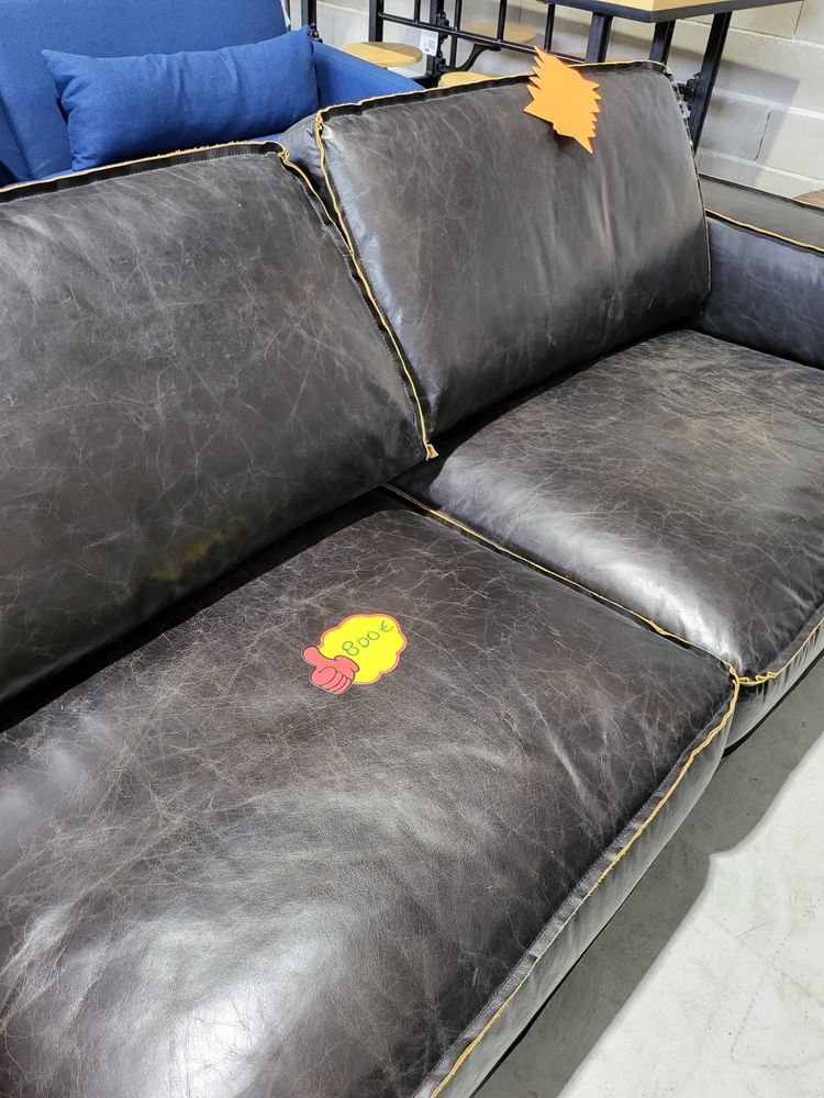 Sofa pele genuina “maison du monde”