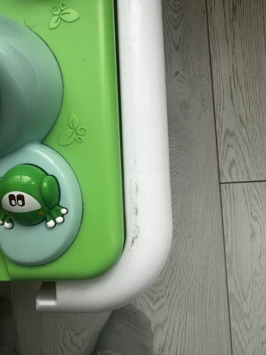 Музичний ігровий столик Chicco