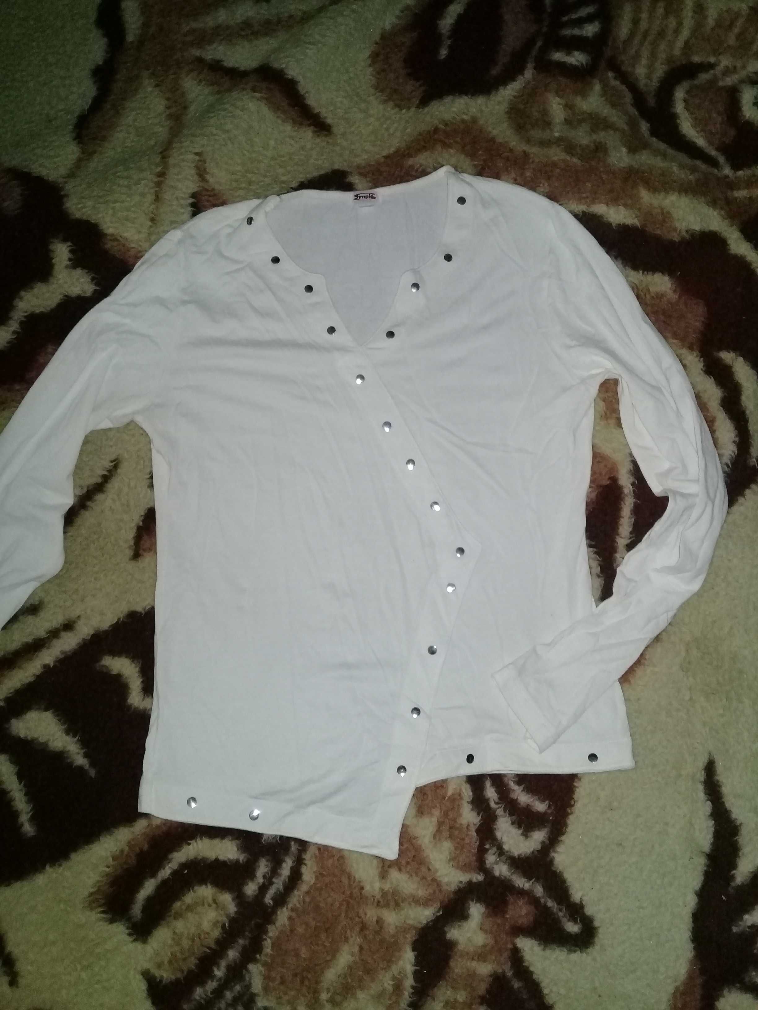 Блуза "Simple"  38 размер. Тянется. Очень нежная и мягкая. Дл рукав.