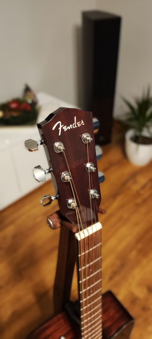 Gitara elektroakustyczna Fender CD-140SCE