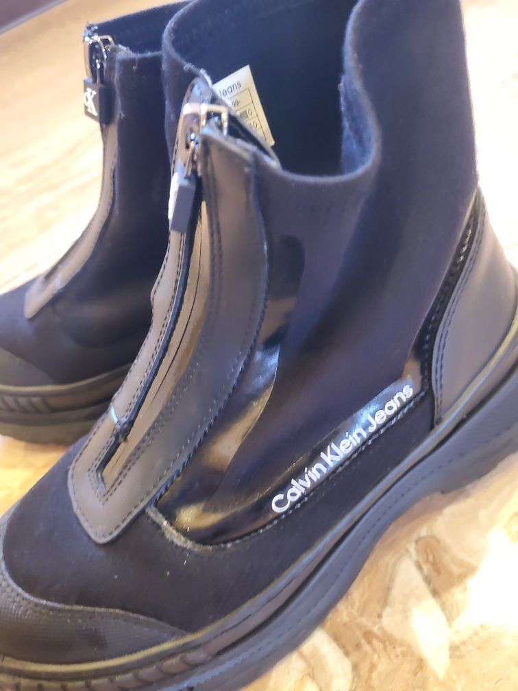 Calvin klein 32 nowe