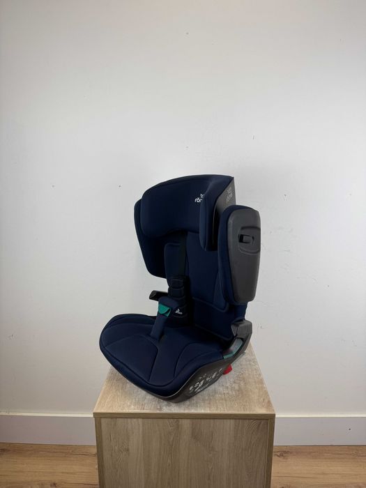 Fotelik samochodowy ROMER Kidfix i-Size 15-36KG