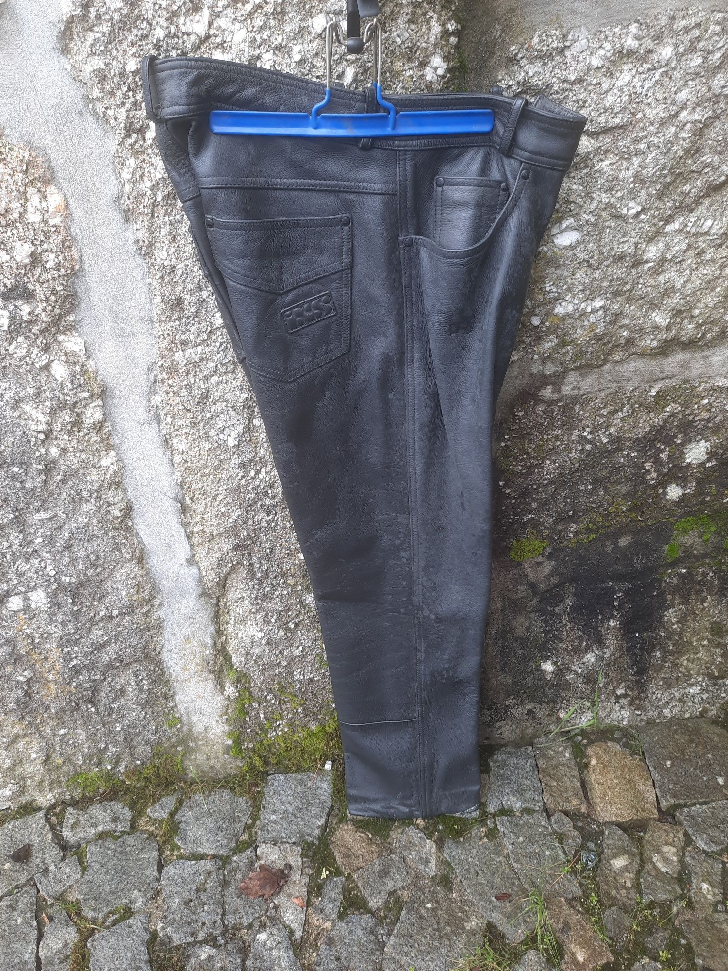 Blusão Motar, calças, cinto Sendra, Botas Sendra, etc